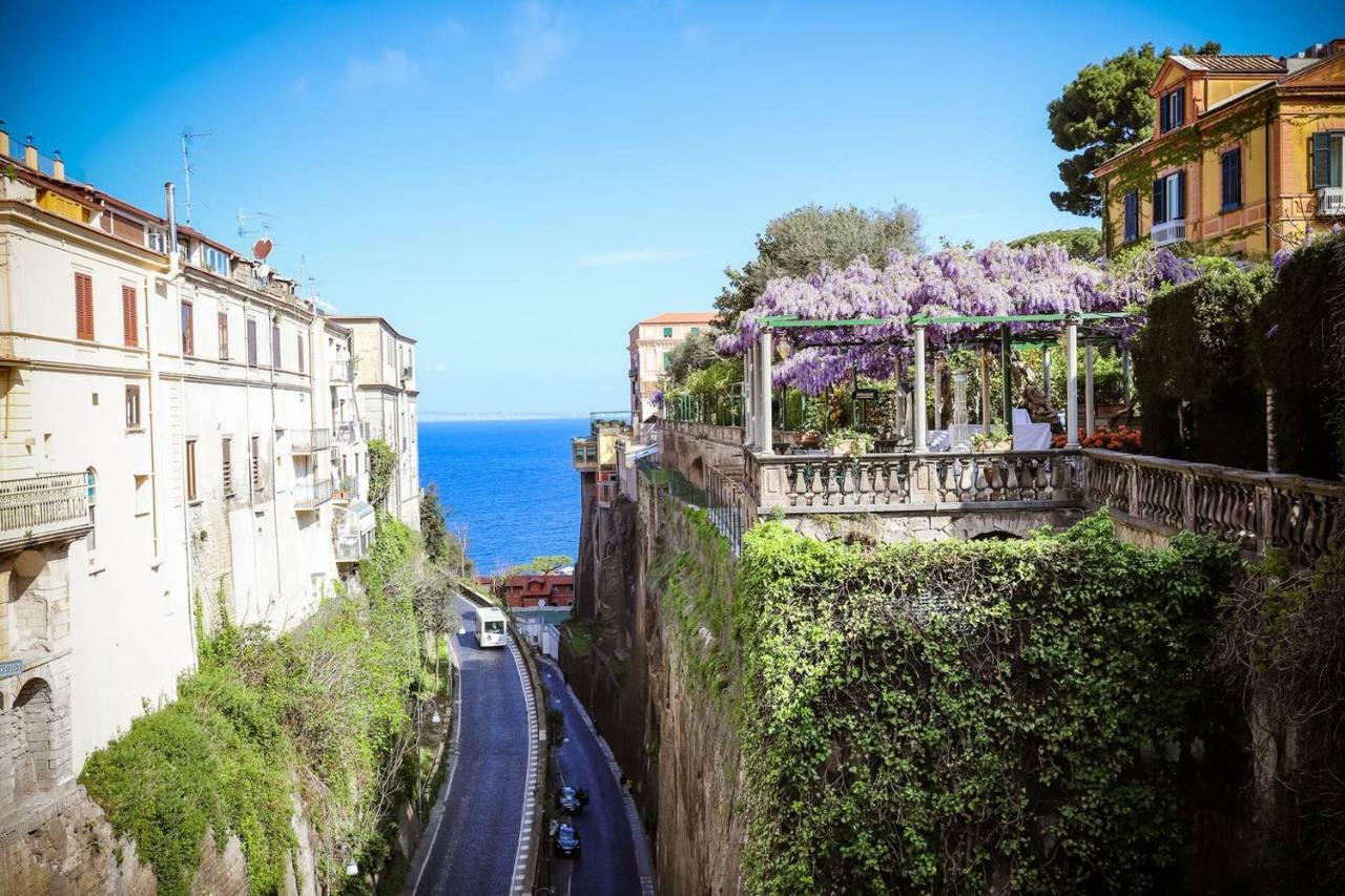 Appartamento Maison Flavia Sorrento Esterno foto